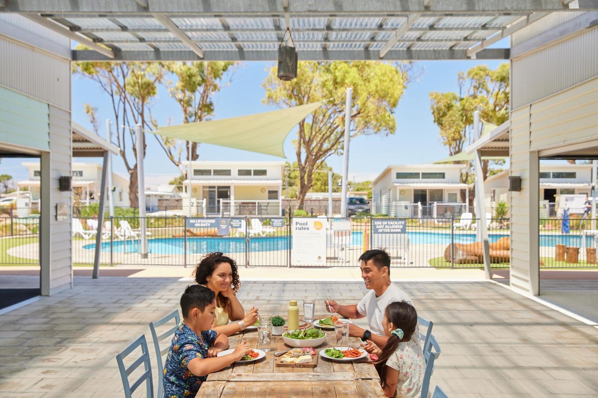 Rac Cervantes Holiday Park מראה חיצוני תמונה